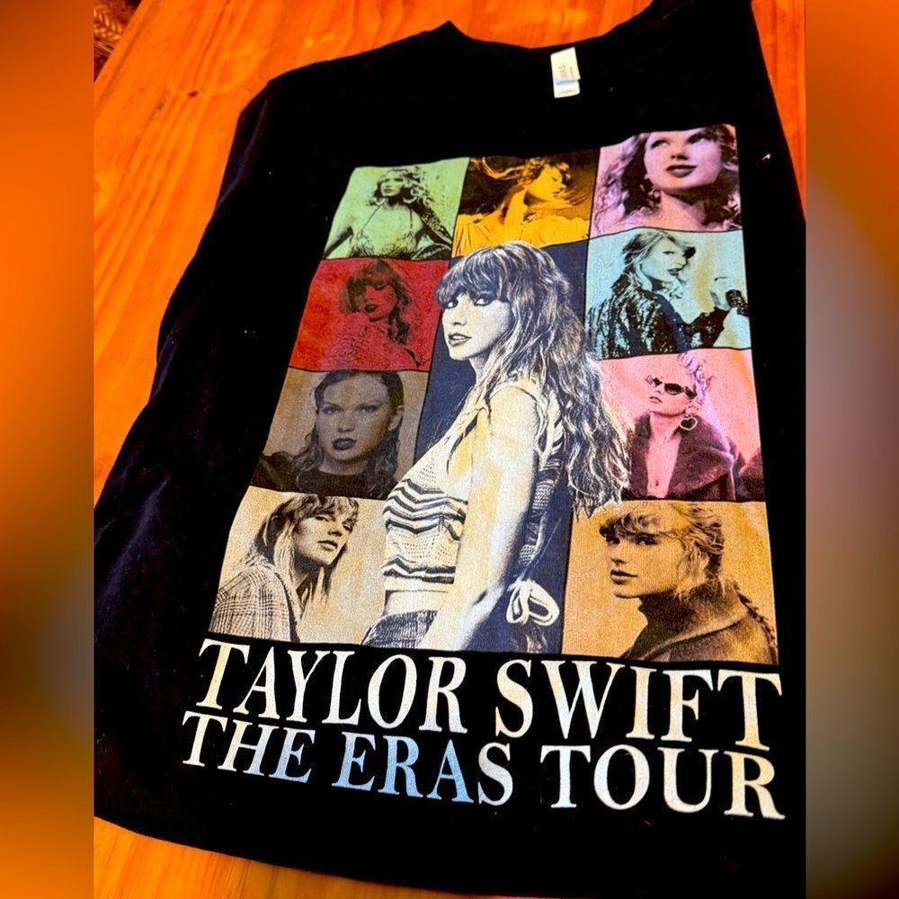 UNOFFICIAL- Taylor Swift The Eras Tour Graphic black Tee Women xl Canvas - Picture 1 of 7